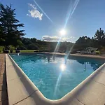 Relais Du Dompeter 4*