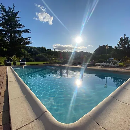 Relais Du Dompeter 4*